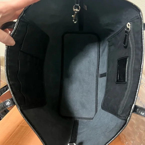 Coach Black Silver Metro City Tote Bag Saffiano Leather and Suede - Picture 8 of 8